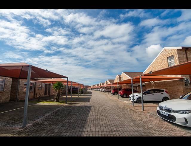 1 BEDROOM APARTMENT FOR SALE IN WALMER HEIGHTS